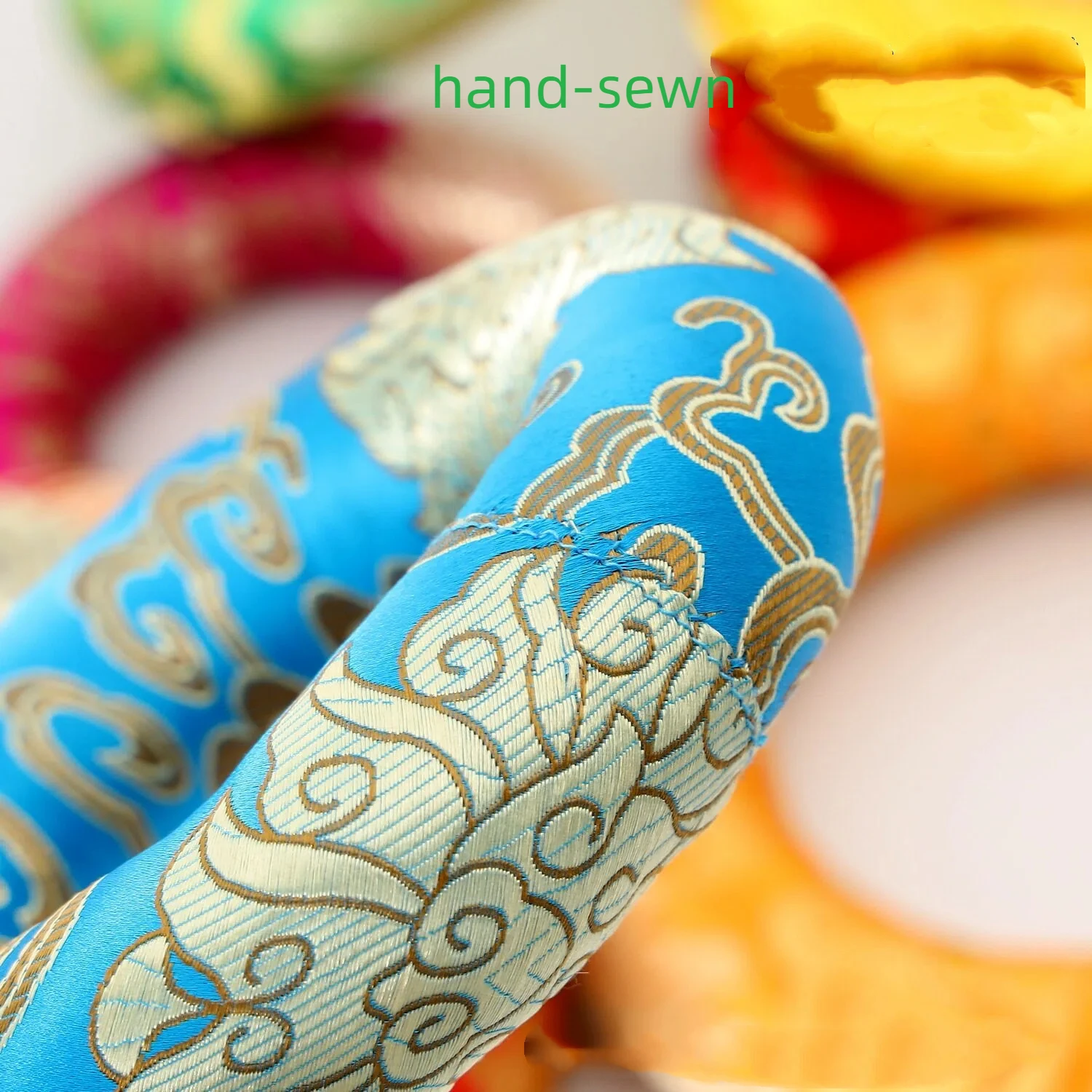 1 Pc Silk Brocade Cushion Pill - огляд і ціна Acupressure Mat Set